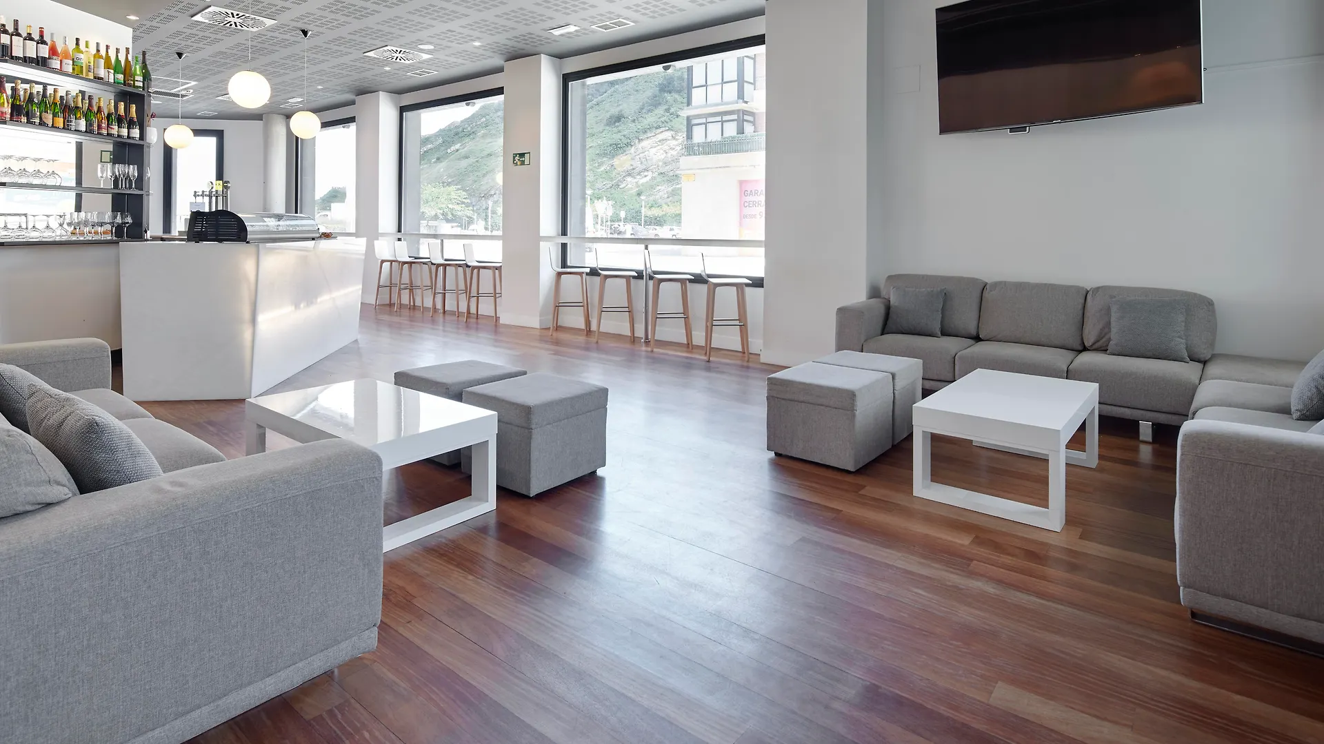Hotel & Thalasso Villa Antilla - Habitaciones Con Terraza - Thalasso Incluida Orio 3*,  Spain
